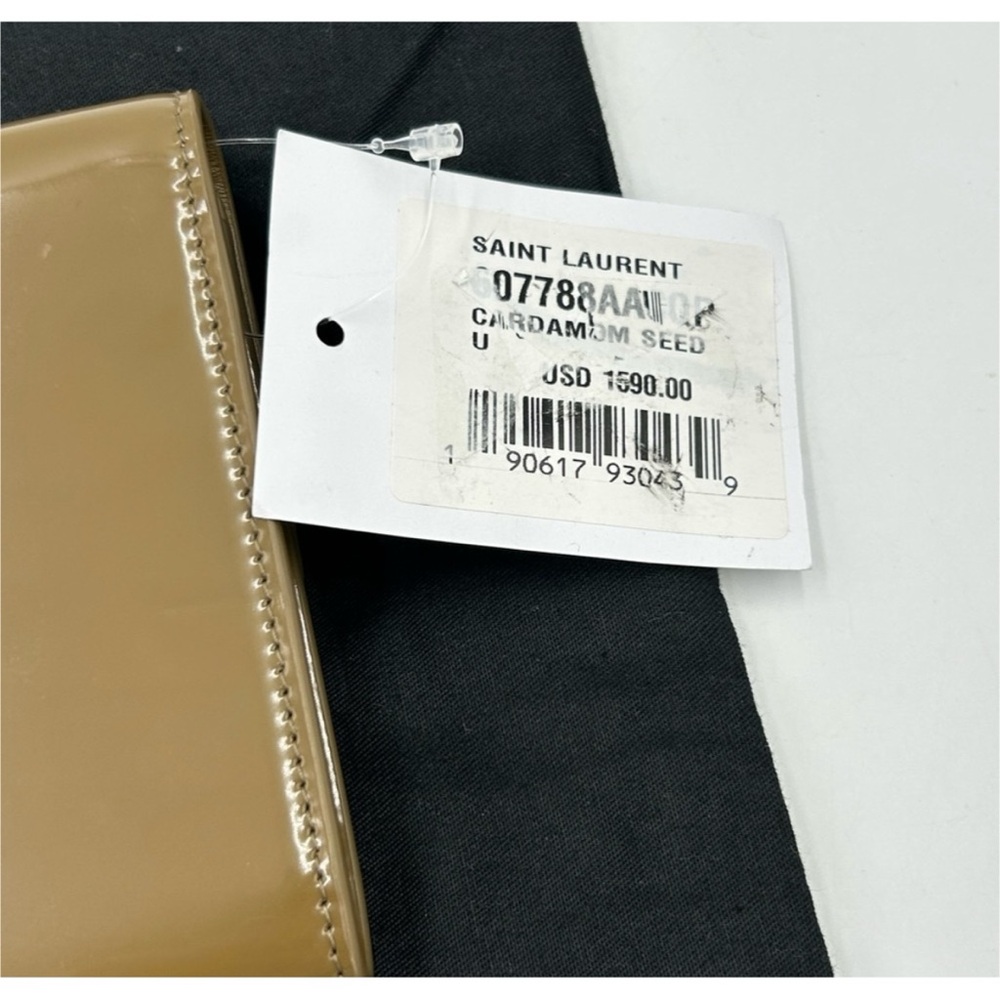 Saint Laurent Ysl Tan Leather
Clutch/chain wallet made in Italy - Picture 8 of 8